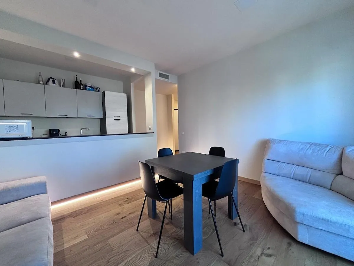 Home&Experience Apartment Quartu SantʼElena