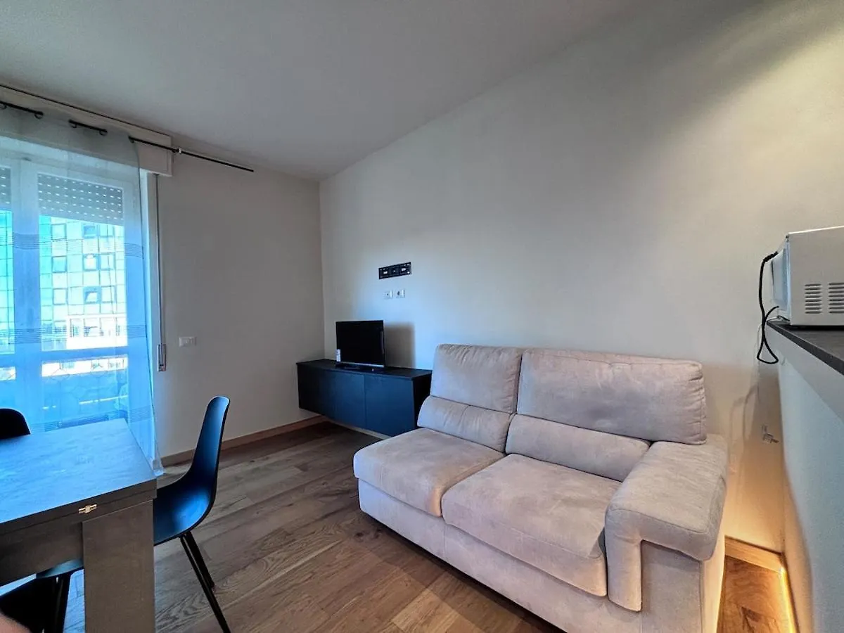 Home&Experience Apartment Quartu SantʼElena 0*,  Olaszország