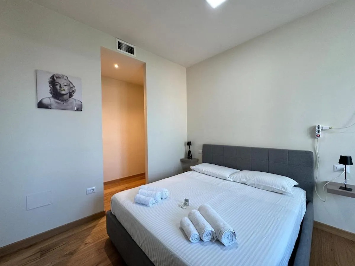 Home&Experience Apartment Quartu SantʼElena